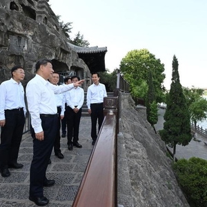 習(xí)近平在河南洛陽(yáng)市考察調(diào)研